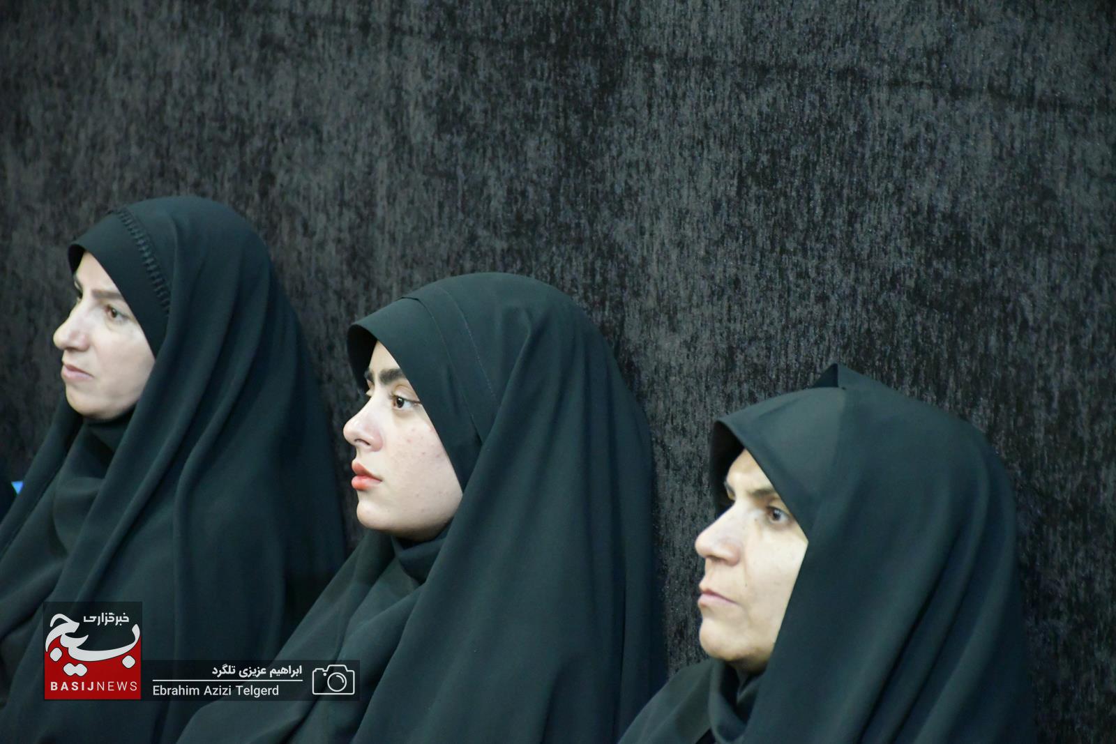 تجلیل از برترین های جشنواره مالک اشتر ناحیه مقاومت بسیج عشایر در یاسوج تجلیل از برترین های جشنواره مالک اشتر ناحیه مقاومت بسیج عشایر در یاسوج