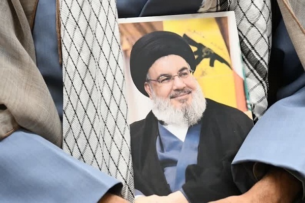 اگر جامعهای شهیدپرور میشود، چون علما پای کار بودند اگر جامعهای شهیدپرور میشود، چون علما پای کار بودند