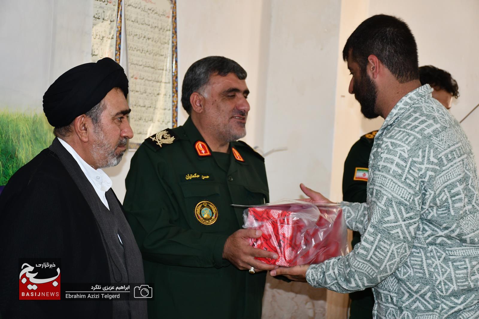 تجلیل تیپ 48 فتح کهگیلویه و بویراحمد از سربازان متاهل تجلیل تیپ 48 فتح کهگیلویه و بویراحمد از سربازان متاهل