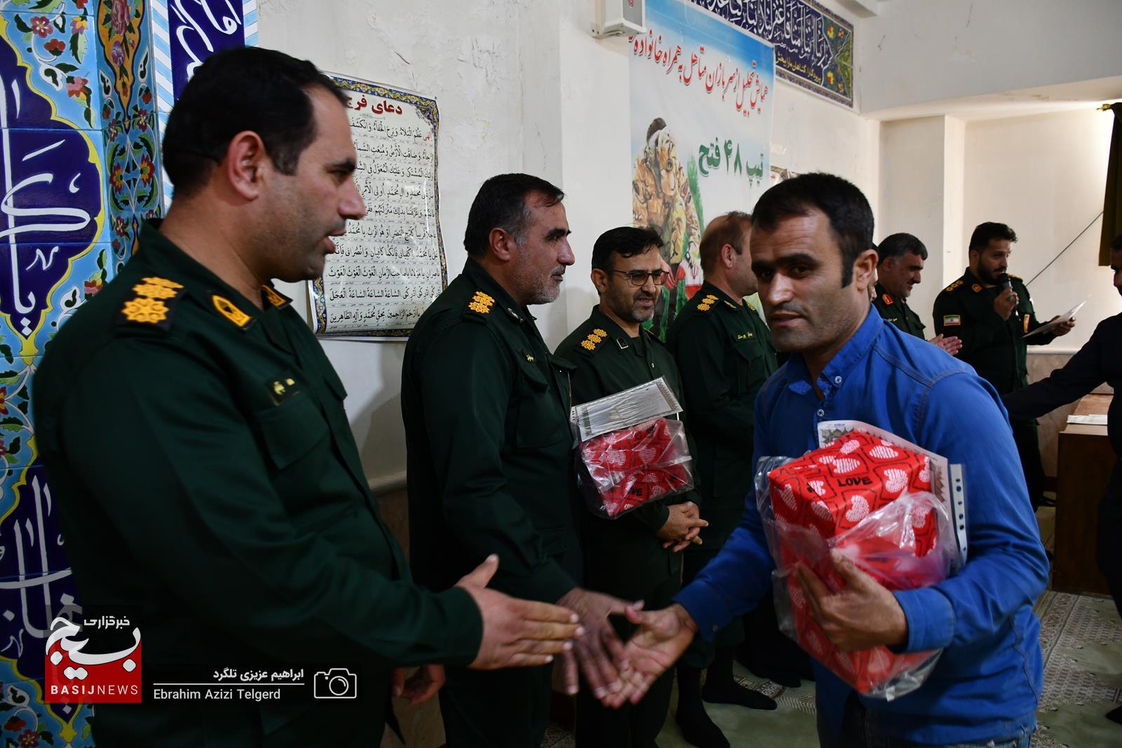 تجلیل تیپ 48 فتح کهگیلویه و بویراحمد از سربازان متاهل تجلیل تیپ 48 فتح کهگیلویه و بویراحمد از سربازان متاهل