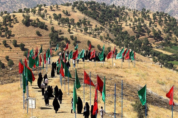 اعزام ۲۵۰ دانشآموز دختر ملایری به راهیان نور غرب کشور