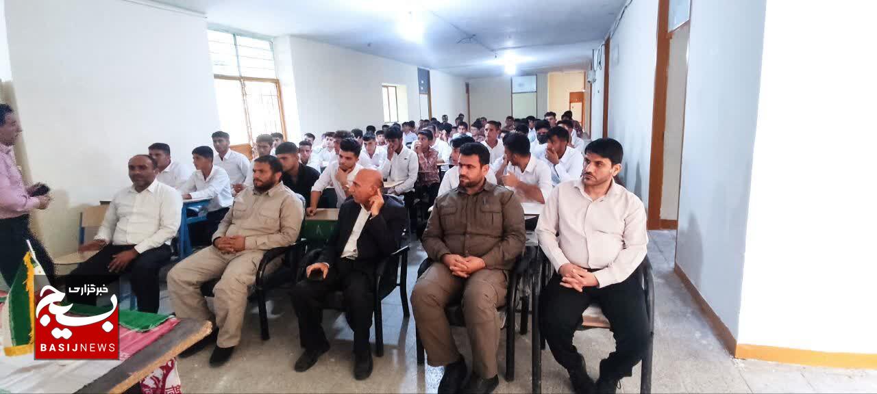 برنامه روایت گری در مدارس گتوند اجرا شد (گزارش تصویری) برنامه روایت گری در مدارس گتوند اجرا شد (گزارش تصویری)