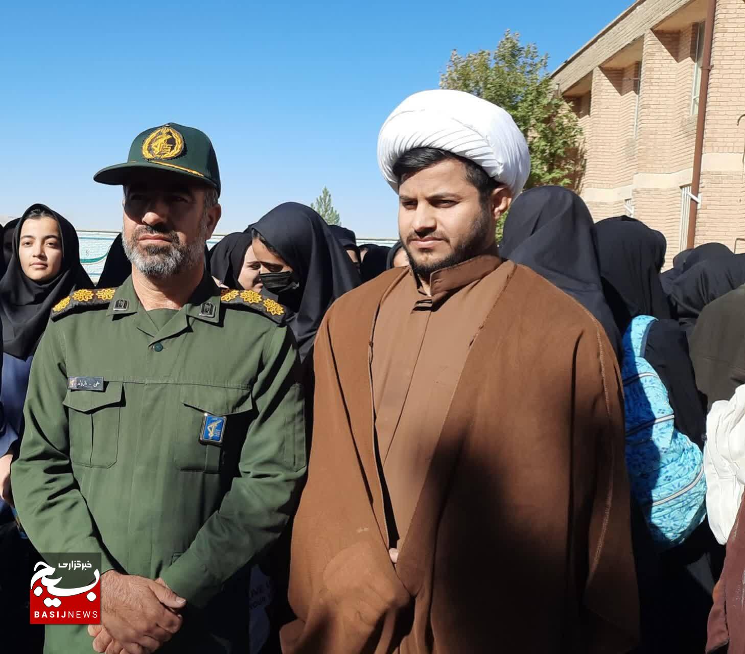 اعزام ۲۵۰ دانش آموز دختر به اردوی راهیان نور اعزام ۲۵۰ دانش آموز دختر به اردوی راهیان نور