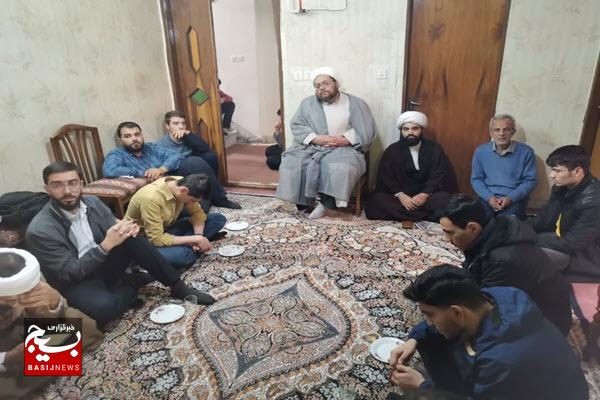 دیدار مسئول بسیج طلاب کشور با خانواده شهید «محمدعلی محمدی» در همدان دیدار مسئول بسیج طلاب کشور با خانواده شهید «محمدعلی محمدی» در همدان