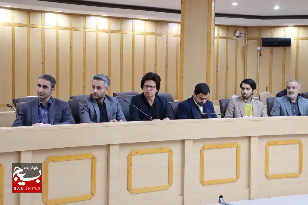نخبگان بسیج اساتید در رفع مشکل هدر رفت آب ورود کنند نخبگان بسیج اساتید در رفع مشکل هدر رفت آب ورود کنند