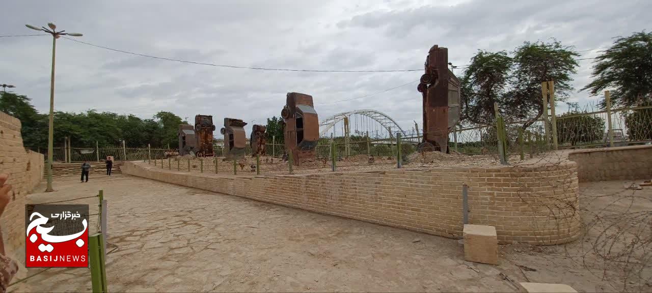 گوشه ای از فعالیت گروه جهادی سردار شهید عبداله زاده مقدم شهرستان بشرویه در یادمان های شهدا گوشه ای از فعالیت گروه جهادی سردار شهید عبداله زاده مقدم شهرستان بشرویه در یادمان های شهدا