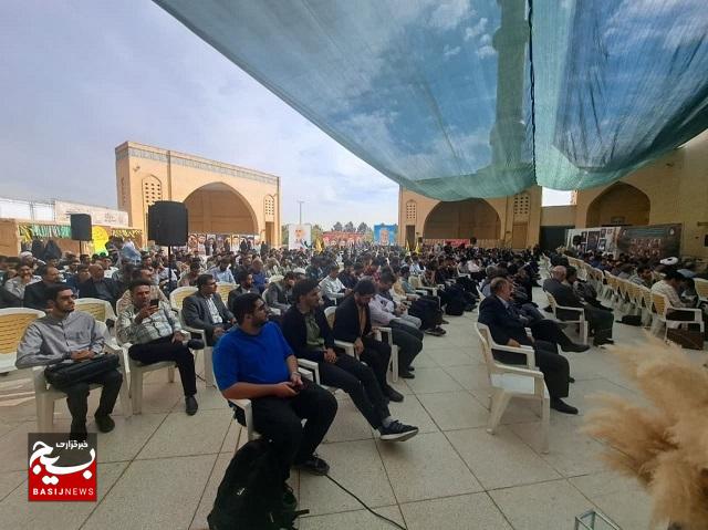 چهاردهمین سالگرد تدفین شهدای گمنام در دانشگاه شاهد برگزار شد چهاردهمین سالگرد تدفین شهدای گمنام در دانشگاه شاهد برگزار شد