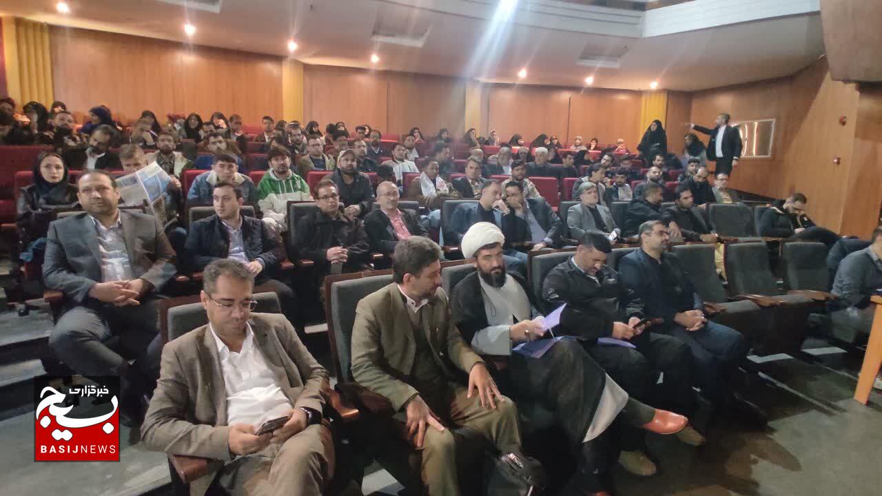 برگزاری سومین جشنواره رسانهای بانوان «حریم رسالت» در رشت برگزاری سومین جشنواره رسانهای بانوان «حریم رسالت» در رشت