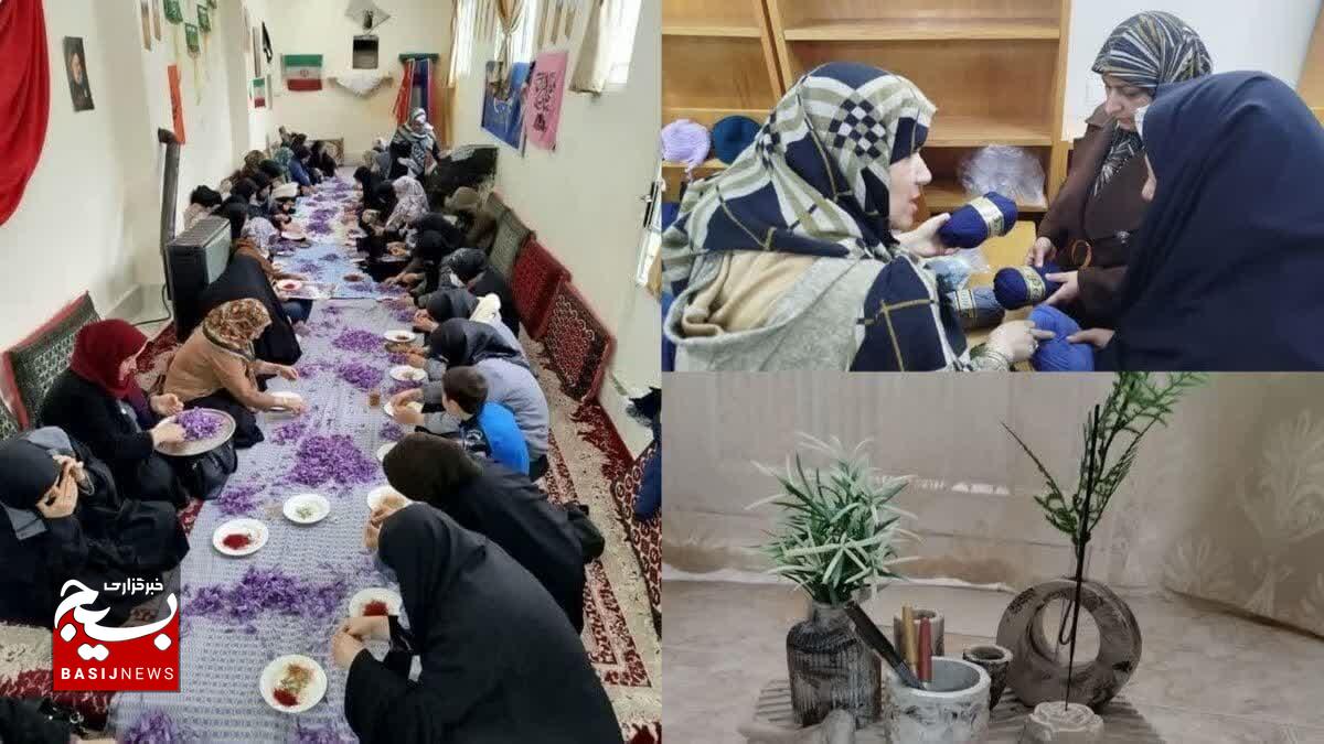 مجاهدت با میلهای بافتنی و گلبرگهای زعفران