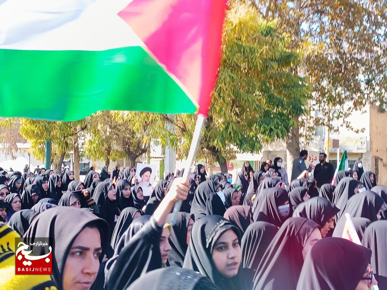 وداع لرستان با ۴ لاله فاطمی وداع لرستان با ۴ لاله فاطمی