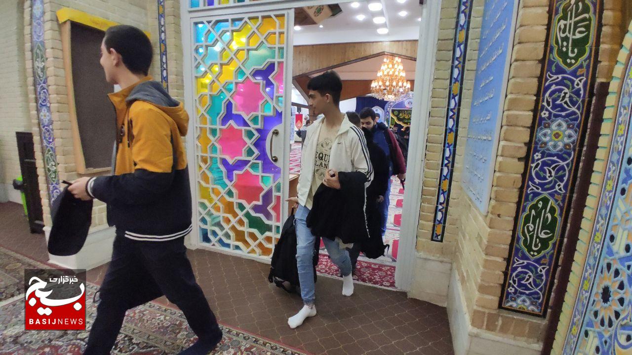 اعزام ۵۰ نفر از دانشآموزان به مناطق عملیاتی جنوب اعزام ۵۰ نفر از دانشآموزان به مناطق عملیاتی جنوب