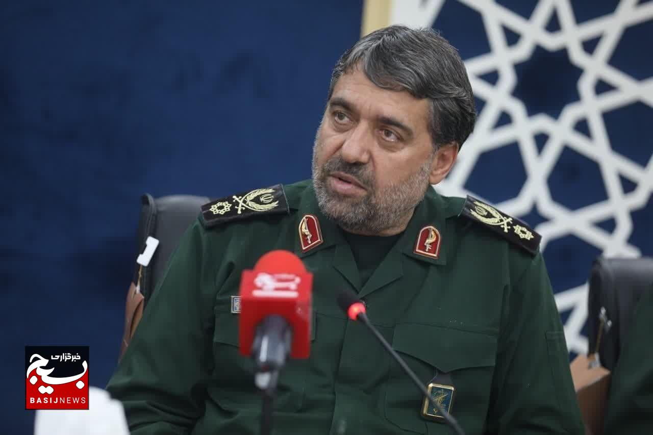 دفاع مقدس نسلی از ایثارگران را تربیت کرد که الگوی نسلهای بعدی شدند دفاع مقدس نسلی از ایثارگران را تربیت کرد که الگوی نسلهای بعدی شدند