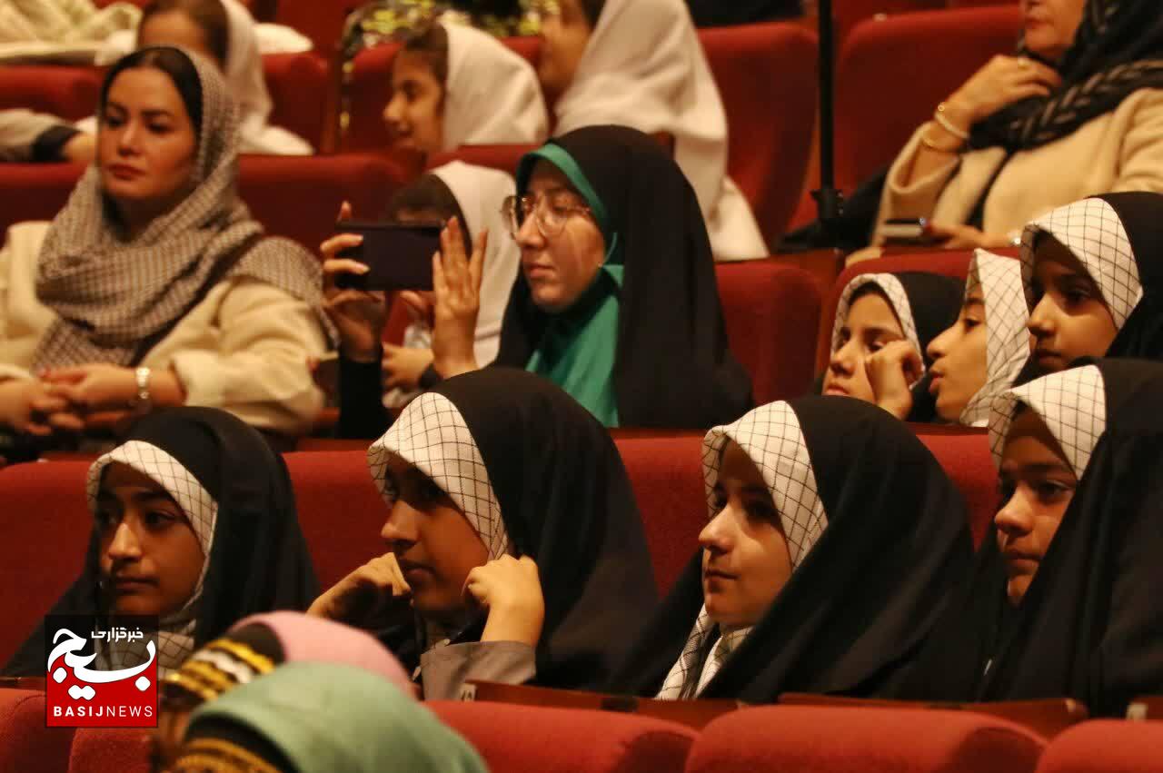 ششمین جشنواره موسیقی و سرود استان گیلان ششمین جشنواره موسیقی و سرود استان گیلان