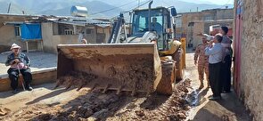 دست‌های مهربان سپاه در دل باران دورود