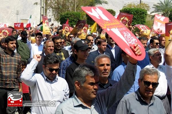 حضور پرشور مردم کنگان در راهپیمایی روز جهانی قدس حضور پرشور مردم کنگان در راهپیمایی روز جهانی قدس