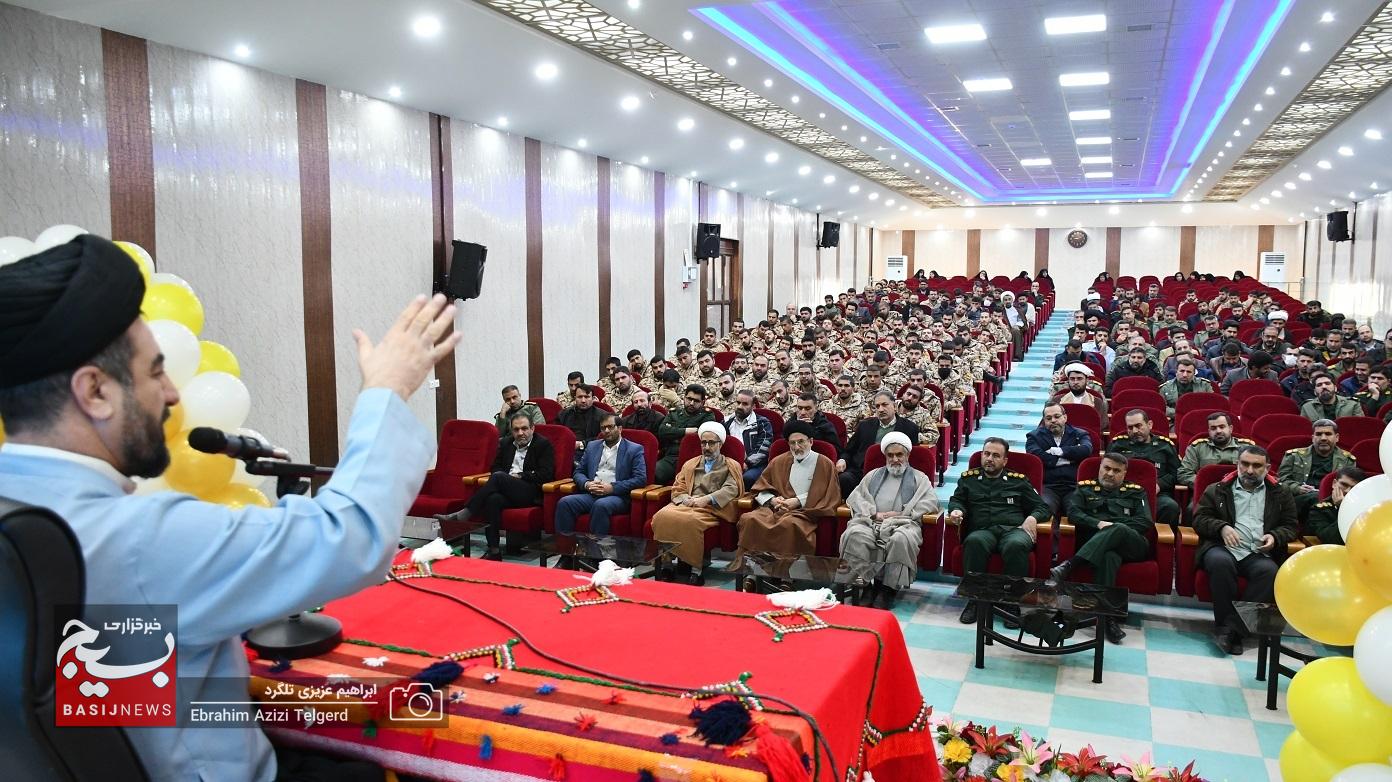 برگزاری جشن میلاد امام علی (ع) در سپاه فتح