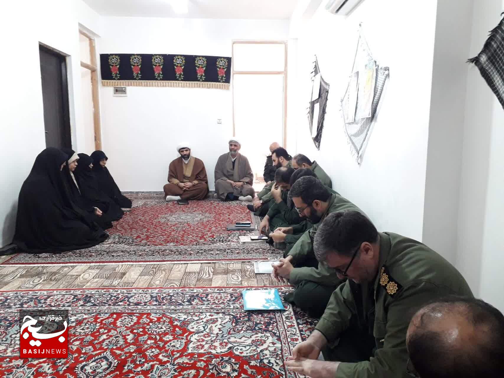 بازدید جانشین نمایندگی ولی فقیه در سپاه قدس گیلان و هیات همراه از حوزه هایمقاومت سپاه لنگرود بازدید جانشین نمایندگی ولی فقیه در سپاه قدس گیلان و هیات همراه از حوزه هایمقاومت سپاه لنگرود