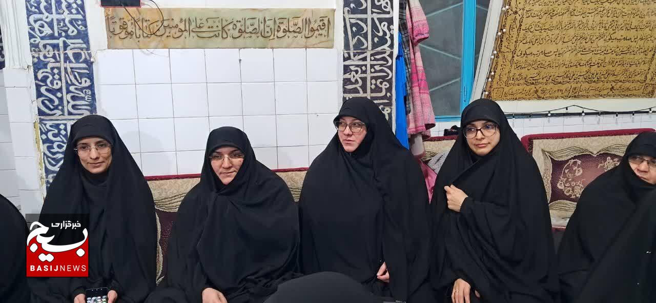 حضور بیش از پنج هزار بانوی گیلانی در آیین اعتکاف حضور بیش از پنج هزار بانوی گیلانی در آیین اعتکاف