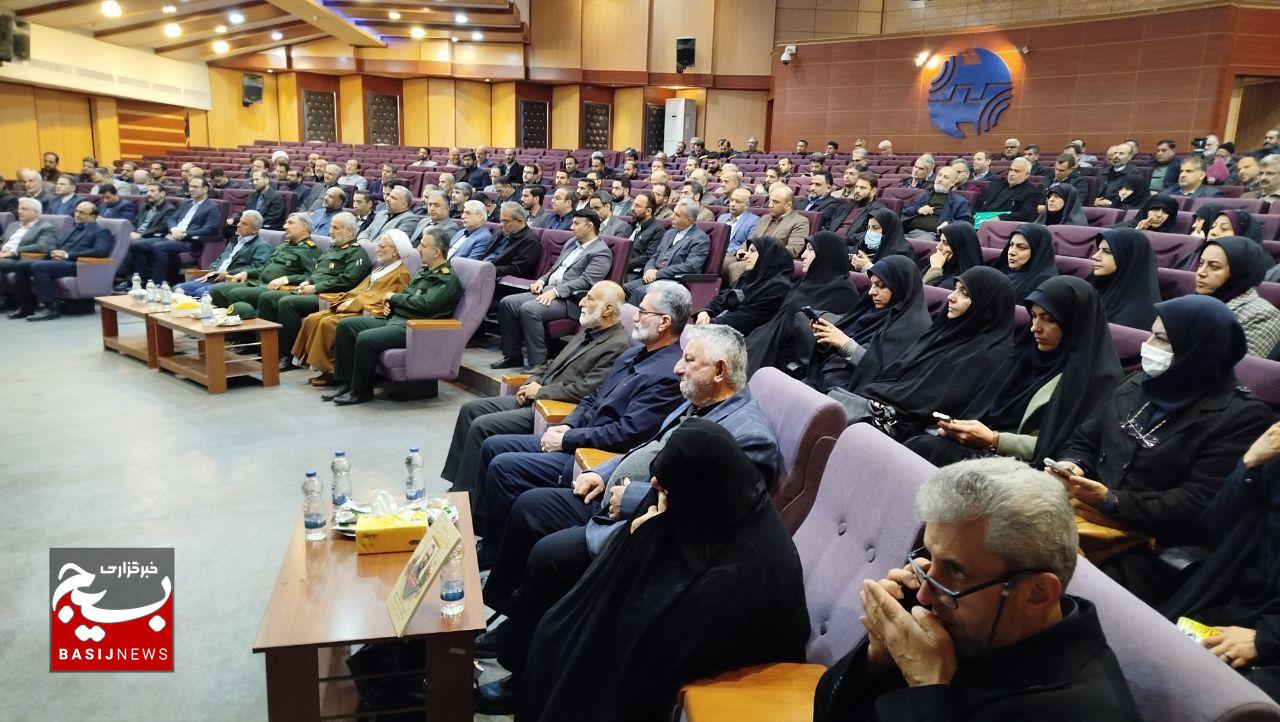 ترویج سبک مدیریتی جهادی حاج قاسم ضرورت دارد ترویج سبک مدیریتی جهادی حاج قاسم ضرورت دارد
