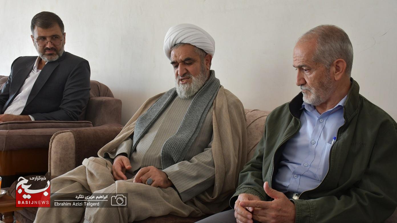 سرکشی و تجلیل مسئول نمایندگی ولی فقیه در سپاه فتح از جانباز ان دفاع مقدس + (تصاویر) سرکشی و تجلیل مسئول نمایندگی ولی فقیه در سپاه فتح از جانباز ان دفاع مقدس + (تصاویر)