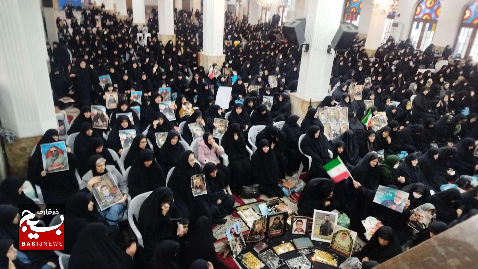 مراسم سوم شهدای مدافع وطن در رشت مراسم سوم شهدای مدافع وطن در رشت