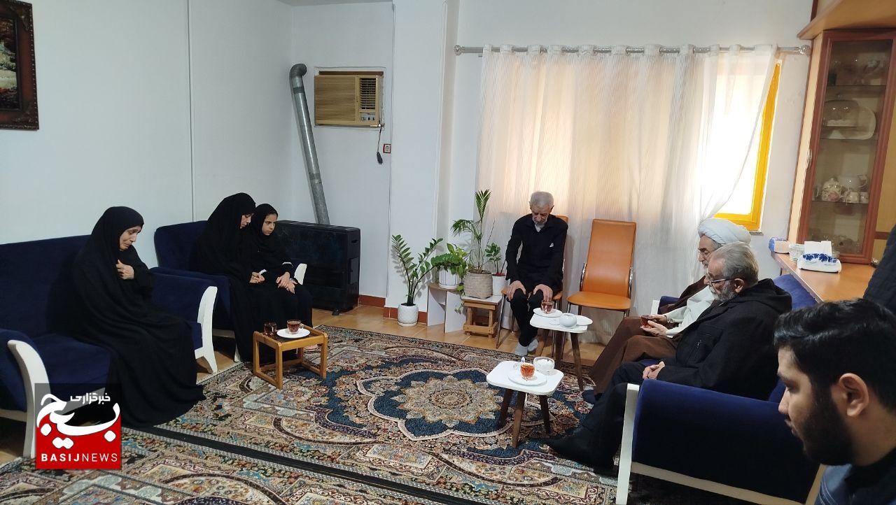 شهدا با فداکاری برای ایران ،الگوی ماندگار هستند شهدا با فداکاری برای ایران ،الگوی ماندگار هستند