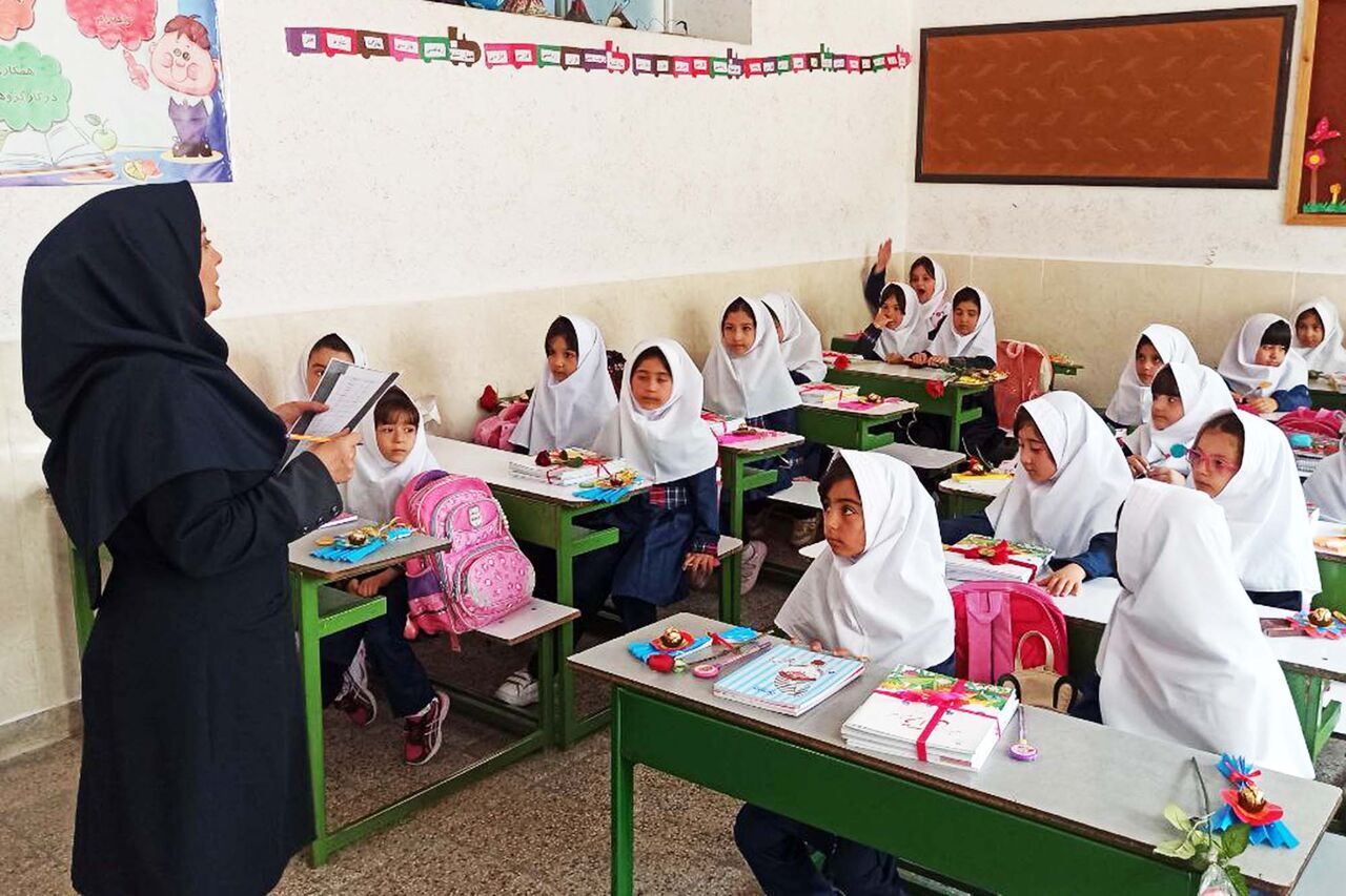 تربیت بر پایه هویت ایرانی اسلامی در دستور کار آموزش و پرورش خوزستان قرار گیرد