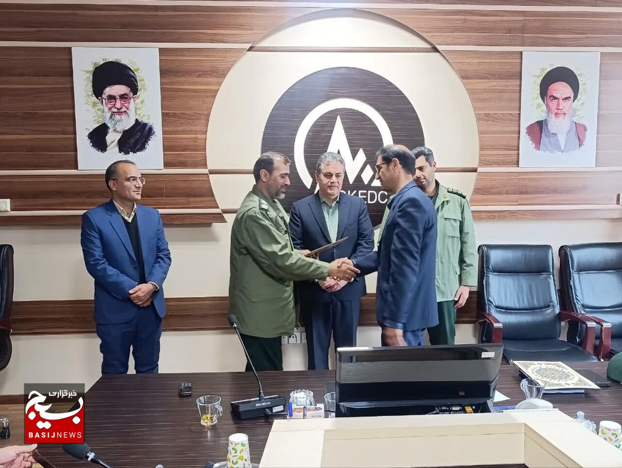 اتحاد، کار جهادی و امیدآفرینی نسخه عبور از چالشهاست اتحاد، کار جهادی و امیدآفرینی نسخه عبور از چالشهاست