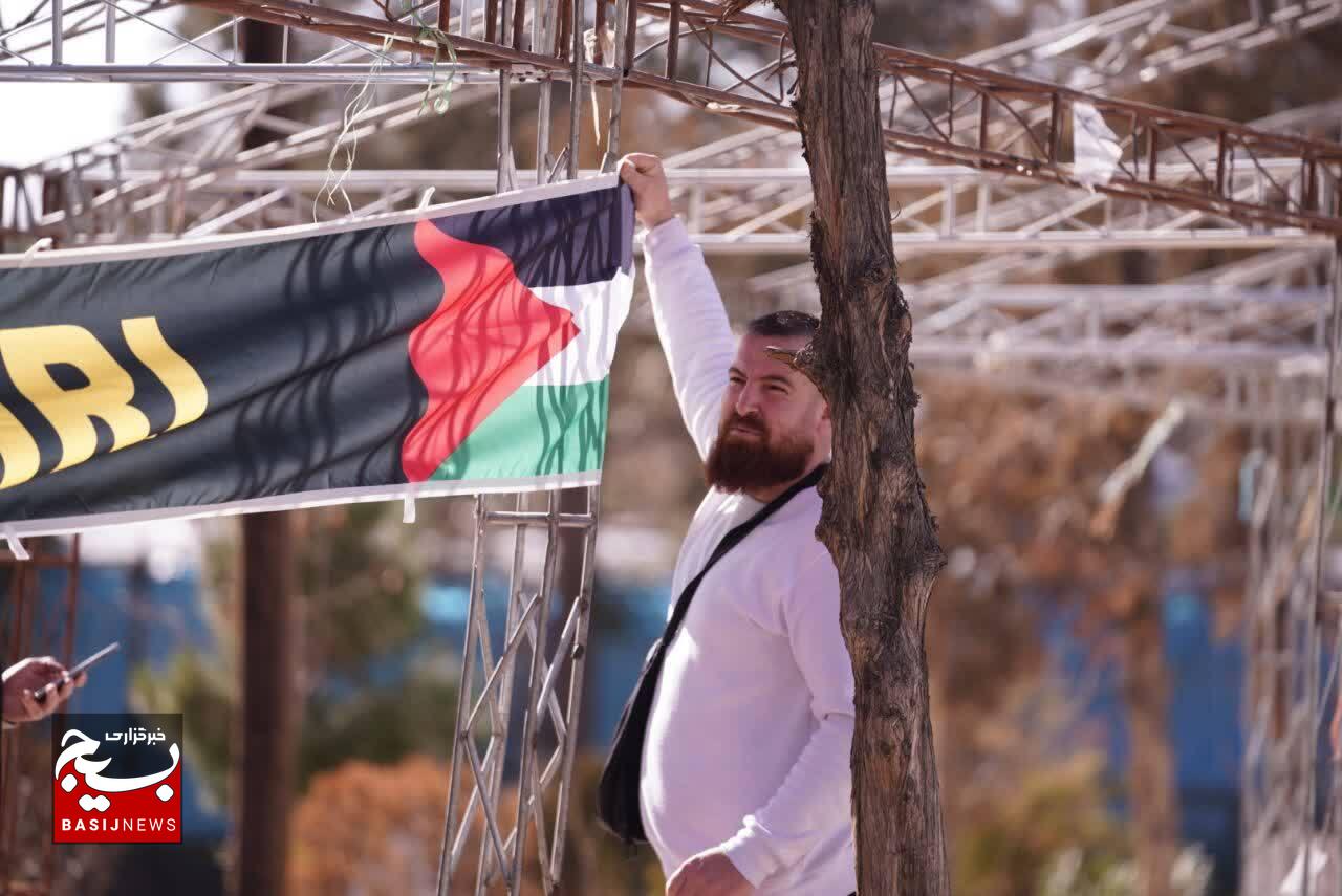 کرمان نفس می‌کشد به نام حاج قاسم؛ شهر مهیای قدم‌های عاشقان سردار