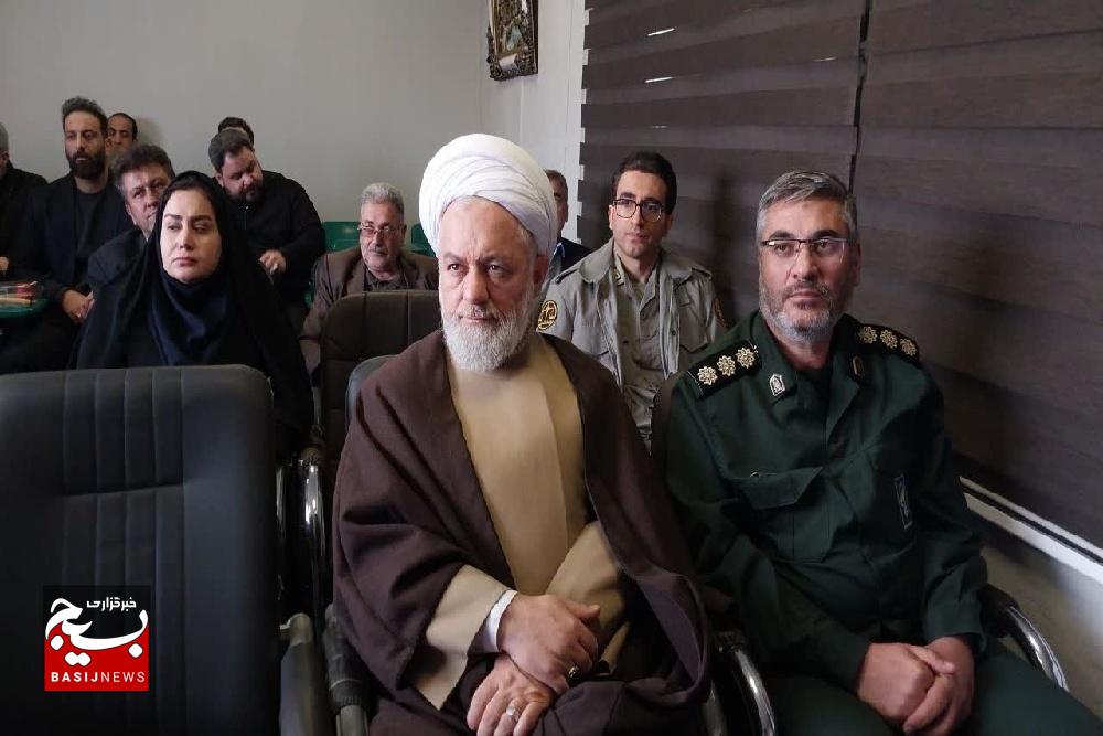 از غبارروبی گلزار شهدا تا افتتاح کارگاه آموزشی پنلهای خورشیدی در اسدآباد+تصاویر از غبارروبی گلزار شهدا تا افتتاح کارگاه آموزشی پنلهای خورشیدی در اسدآباد+تصاویر