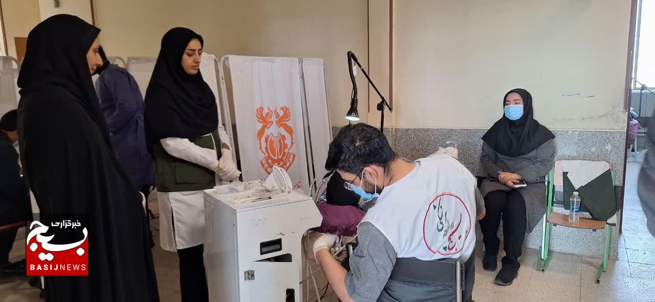 بیش از ۱۳۰۰ خدمت رایگان در یازدهمین اردوی جهادی رفسنجان+تصاویر بیش از ۱۳۰۰ خدمت رایگان در یازدهمین اردوی جهادی رفسنجان+تصاویر