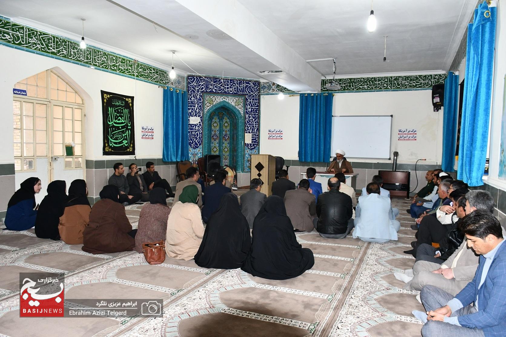 فرهنگیان  باید پل ارتباطی بین جامعه عشایری و مسئولان باشند