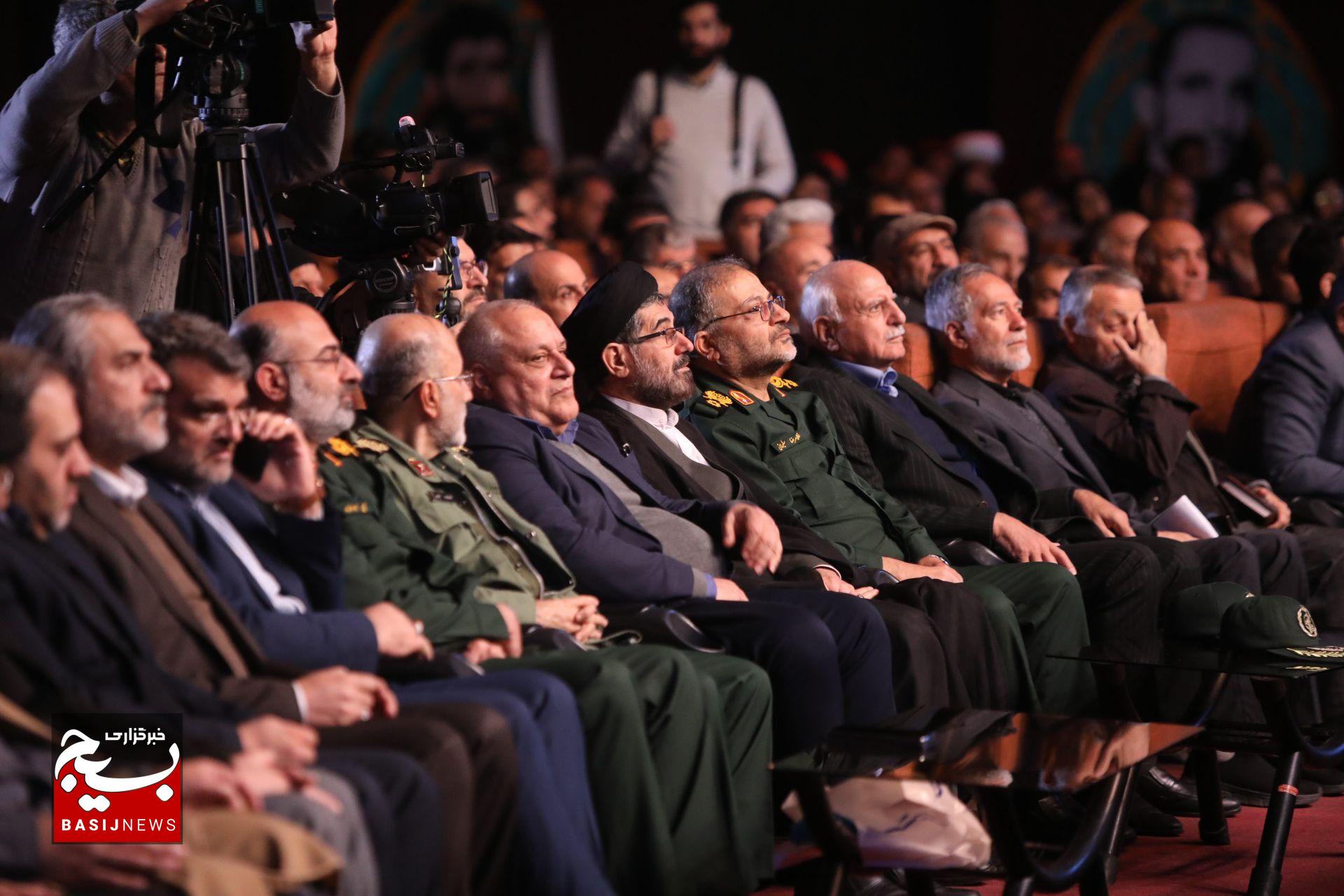 کنگره ملی ۱۱ هزار شهید اصناف و بازار با حضور رئیس سازمان بسیج مستضعفین