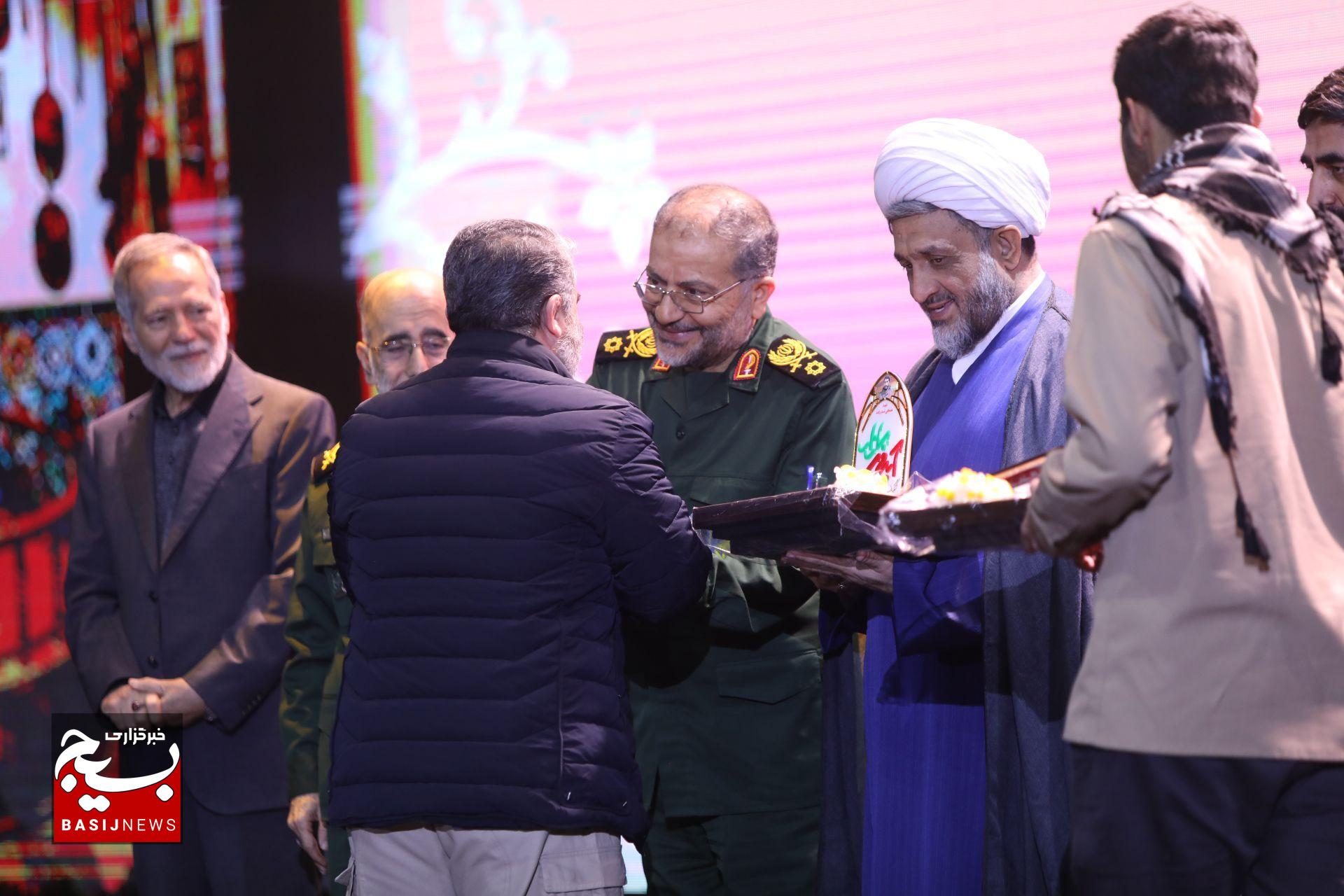 کنگره ملی ۱۱ هزار شهید اصناف و بازار با حضور رئیس سازمان بسیج مستضعفین