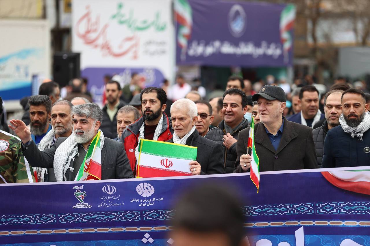 گزارش تصویری/ حضور جامعه ورزش در راهپیمایی ۲۲ بهمن