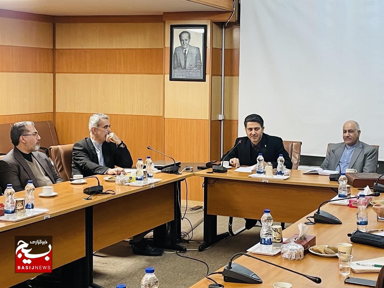 نشست سهشنبههای فرهنگی با حضور دکتر پورخوش سعادت، معاون بینالملل سازمان بسیج مستضعفین نشست سهشنبههای فرهنگی با حضور دکتر پورخوش سعادت، معاون بینالملل سازمان بسیج مستضعفین