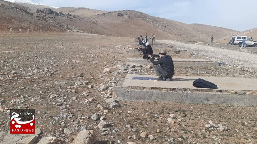 برگزاری برنامه آموزشی و عملیاتی میدان تیر ویژه بسیجیان کارگر در لرستان
