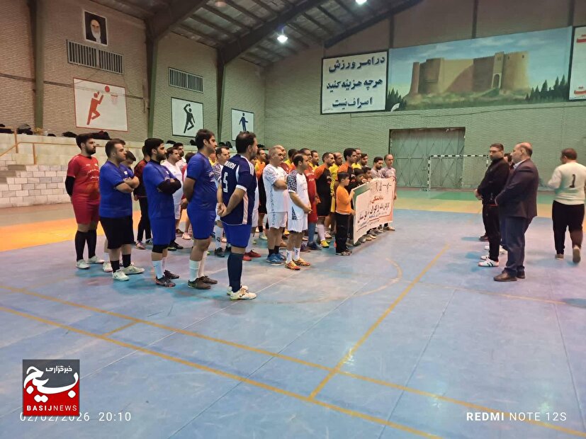 برگزاری هفته ششم لیگ فوتسال اداره کل راه‌آهن لرستان به مناسبت دهه مبارک فجر