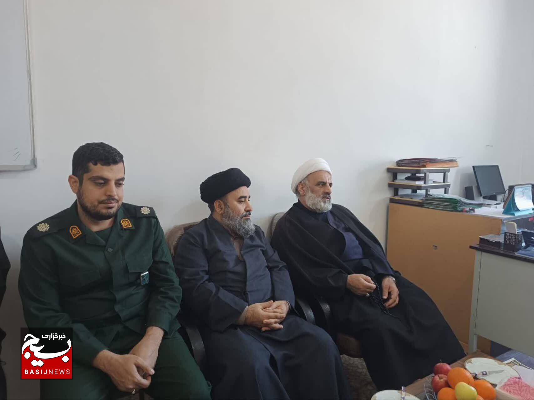 تبیین در میدان جهاد، تکلیف همگانی است تبیین در میدان جهاد، تکلیف همگانی است