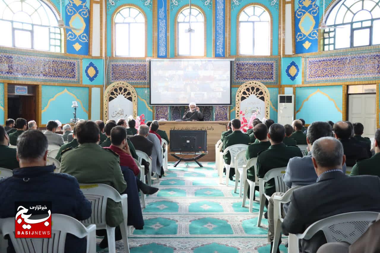 ملت ایران وارث مکتبی است که ترس و خوف در آن راه ندارد 
