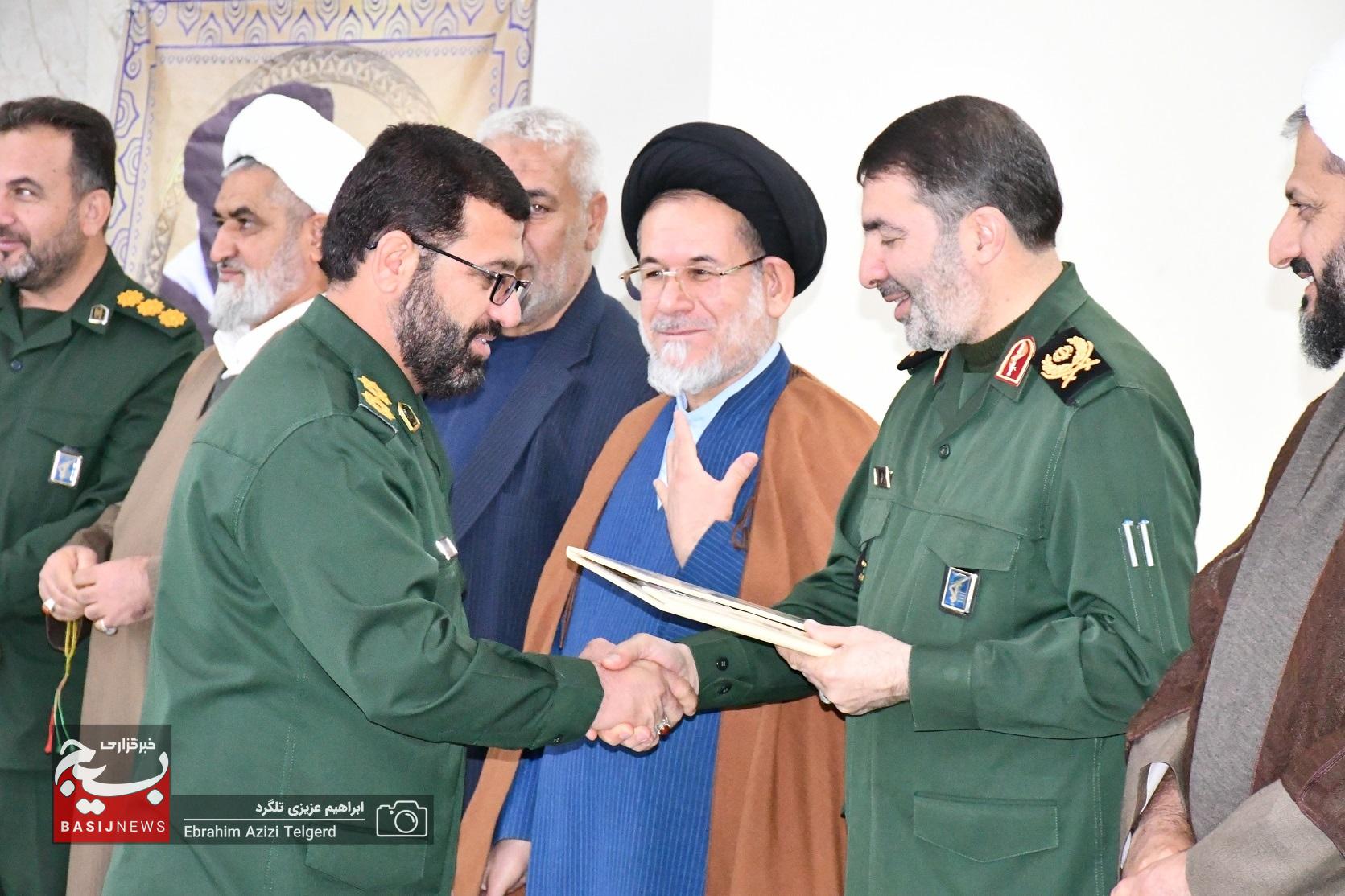 تجلیل از فعالان نماز در سپاه فتح