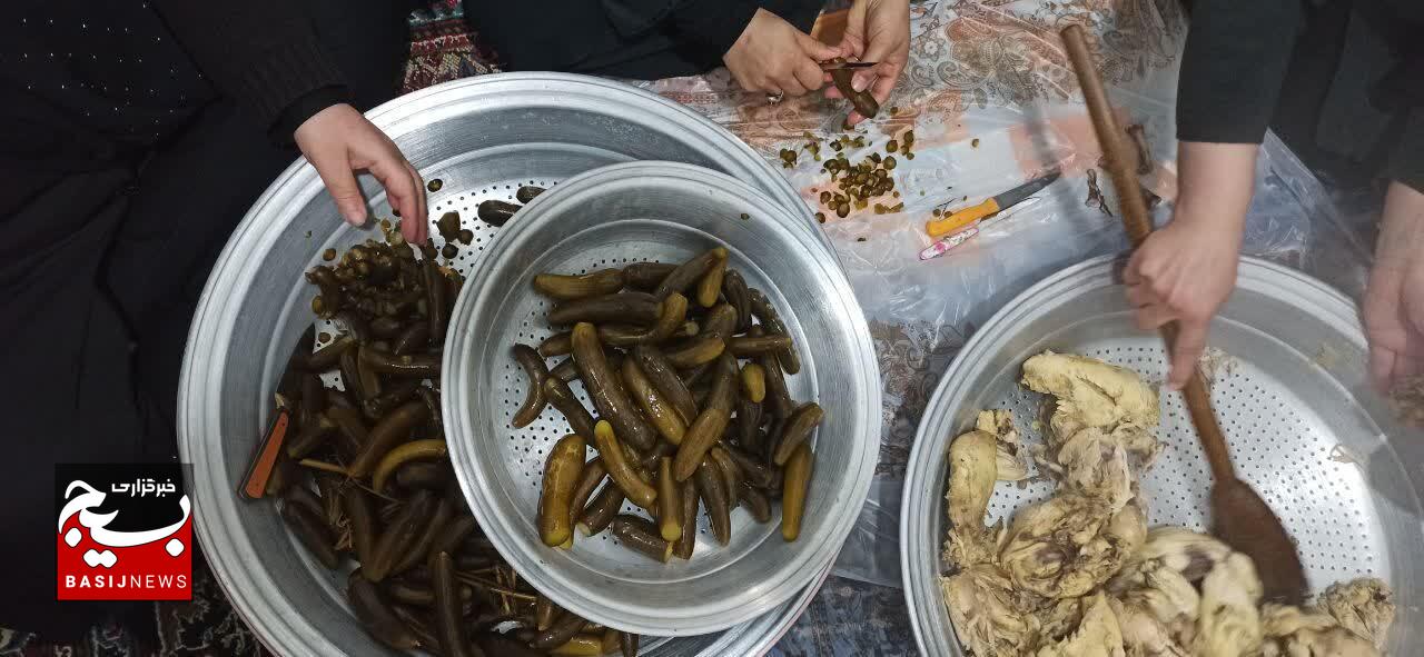خدمت بانوان جهادی لاهیجان در پشت جبهه های نبرد حق و باطل