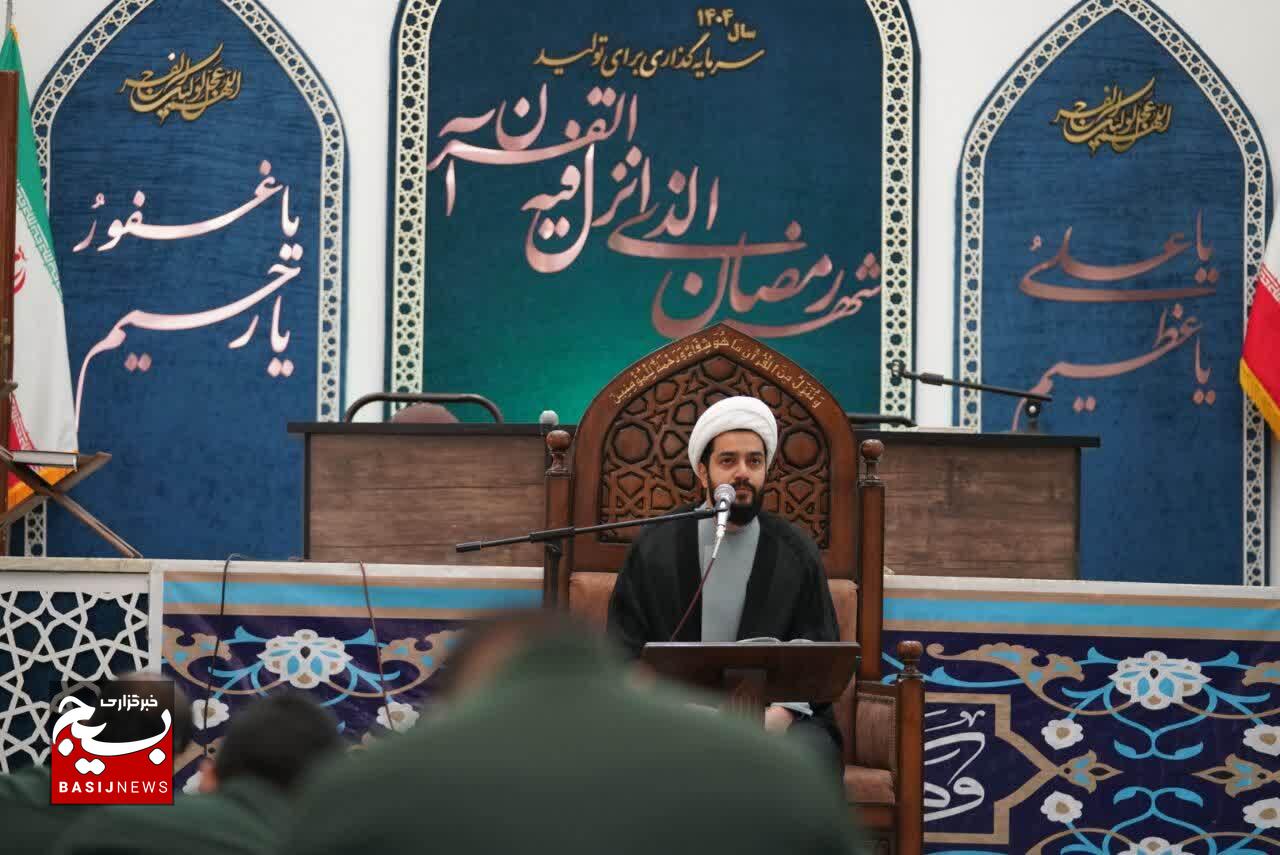 ماه خدا، رمضان بندگی / محفل انس با قرآن در سپاه ثارالله کرمان