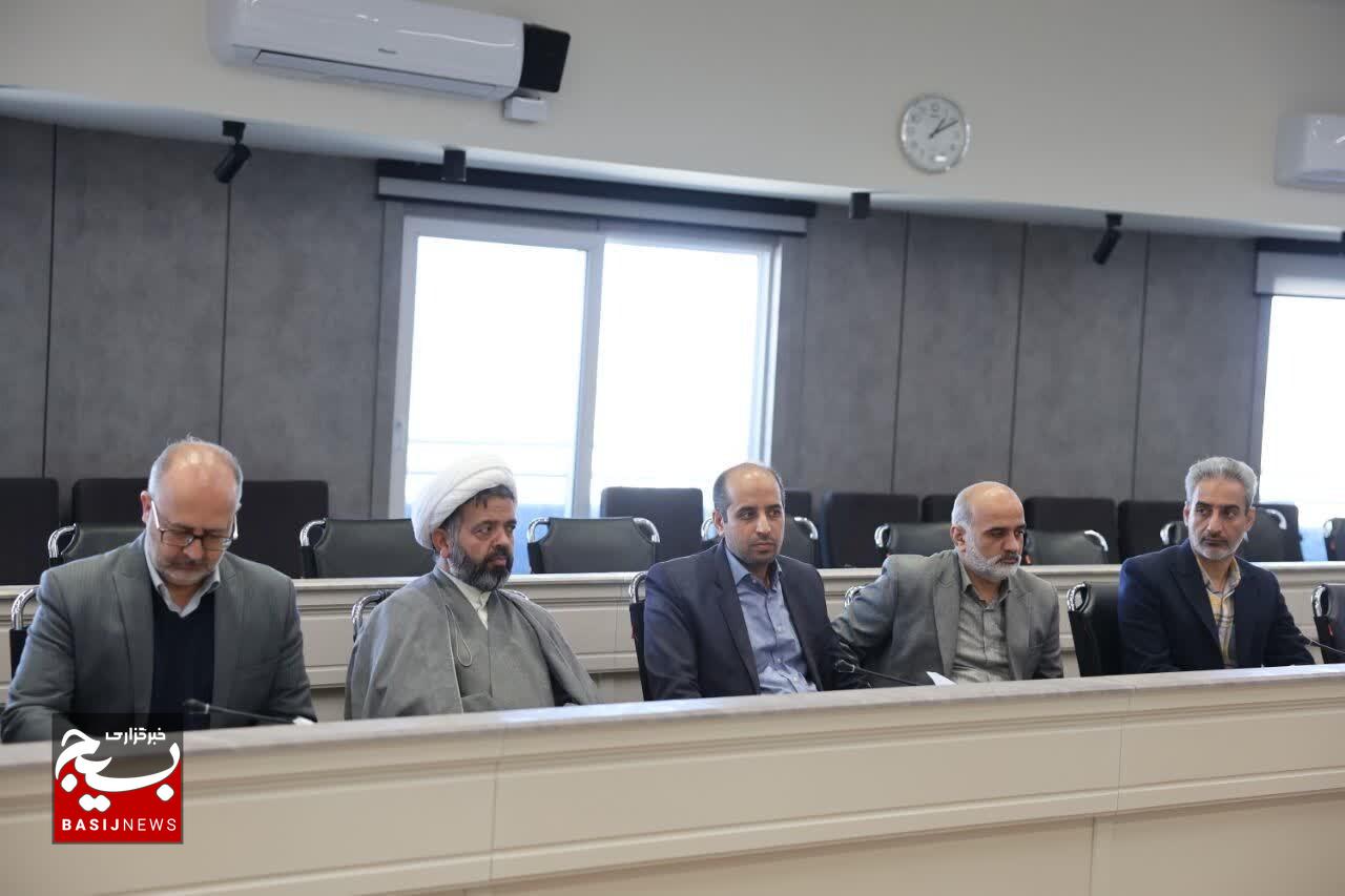 تحقق اهداف نهضت زندگی با آیهها، نیازمند مشارکت همه دستگاههاست تحقق اهداف نهضت زندگی با آیهها، نیازمند مشارکت همه دستگاههاست