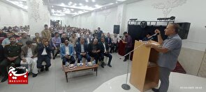 تمام قد از کارگران و بازنشستگان حمایت می کنیم