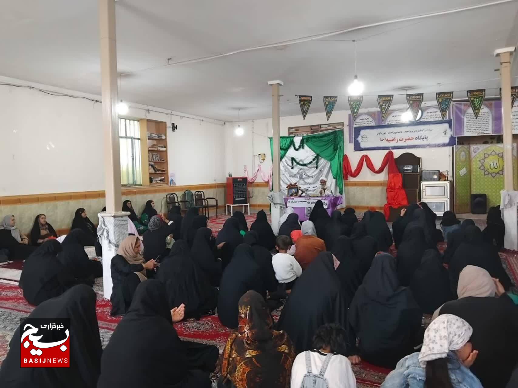 تجلیل از معلمان بسیجی روستای سرآبتاوه