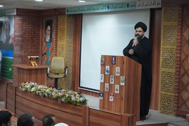همایش عقیدتی سیاسی در ناحیه حضرت ولی عصر برگزار شد همایش عقیدتی سیاسی در ناحیه حضرت ولی عصر برگزار شد