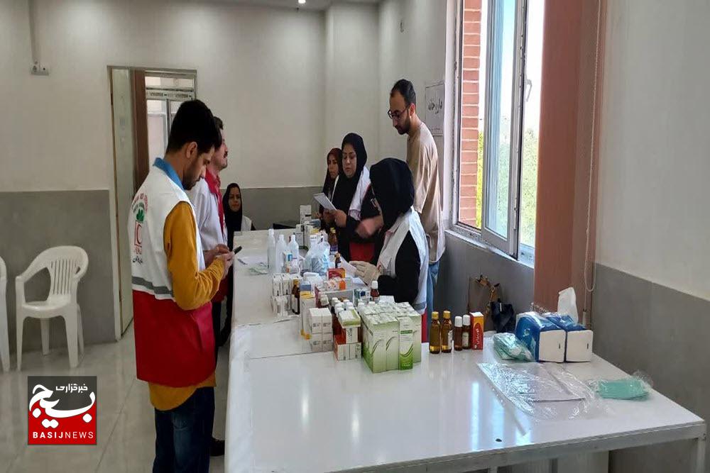برگزاری مانور تیم‌های درمان اضطراری و کاروان سلامت در شهرستان‌های استان همدان