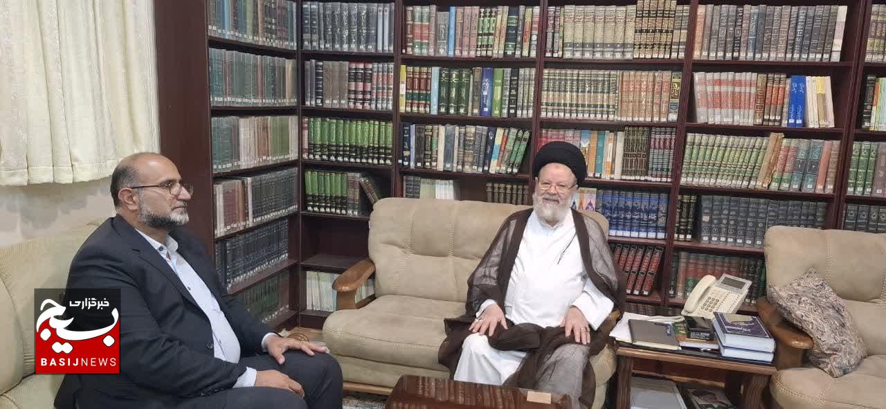 دیدار رئیس سازمان بسیج جامعه عشایری با حضرت آیت الله علامه قزوینی مدیر مسئول موسسه حضرت ولی عصر (عج) دیدار رئیس سازمان بسیج جامعه عشایری با حضرت آیت الله علامه قزوینی مدیر مسئول موسسه حضرت ولی عصر (عج)
