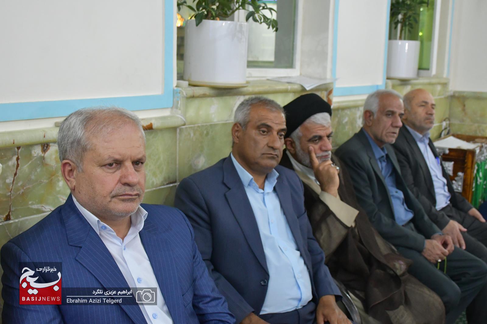 حضور مسئولان نمایندگی های ولی فقیه سپاه فتح استان در کلاس درس اخلاق آیت الله ملک حسینی